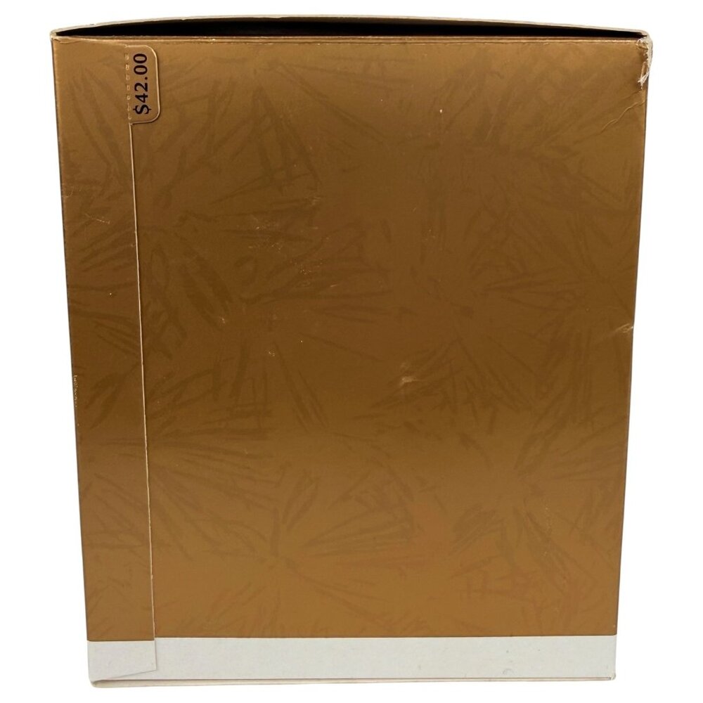 Hallmark Keepsake Ornament Victorian Toy Box Magic Light Motion 1995 Christmas - Picture 13 of 14